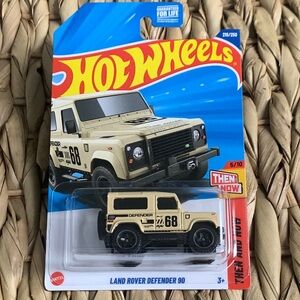 Hot Wheels Car Land Rover Defender 90 Suv Truck LandRover Hotwheels Diecast New